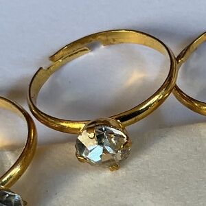 Lot of 5 Costume Rings, various sizes and expandable
